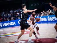 包含多伦多猛龙训练开放日，今夜复出首秀引欢呼，CBA季后赛在即，临场指挥获称赞的词条-爱游戏在线登录