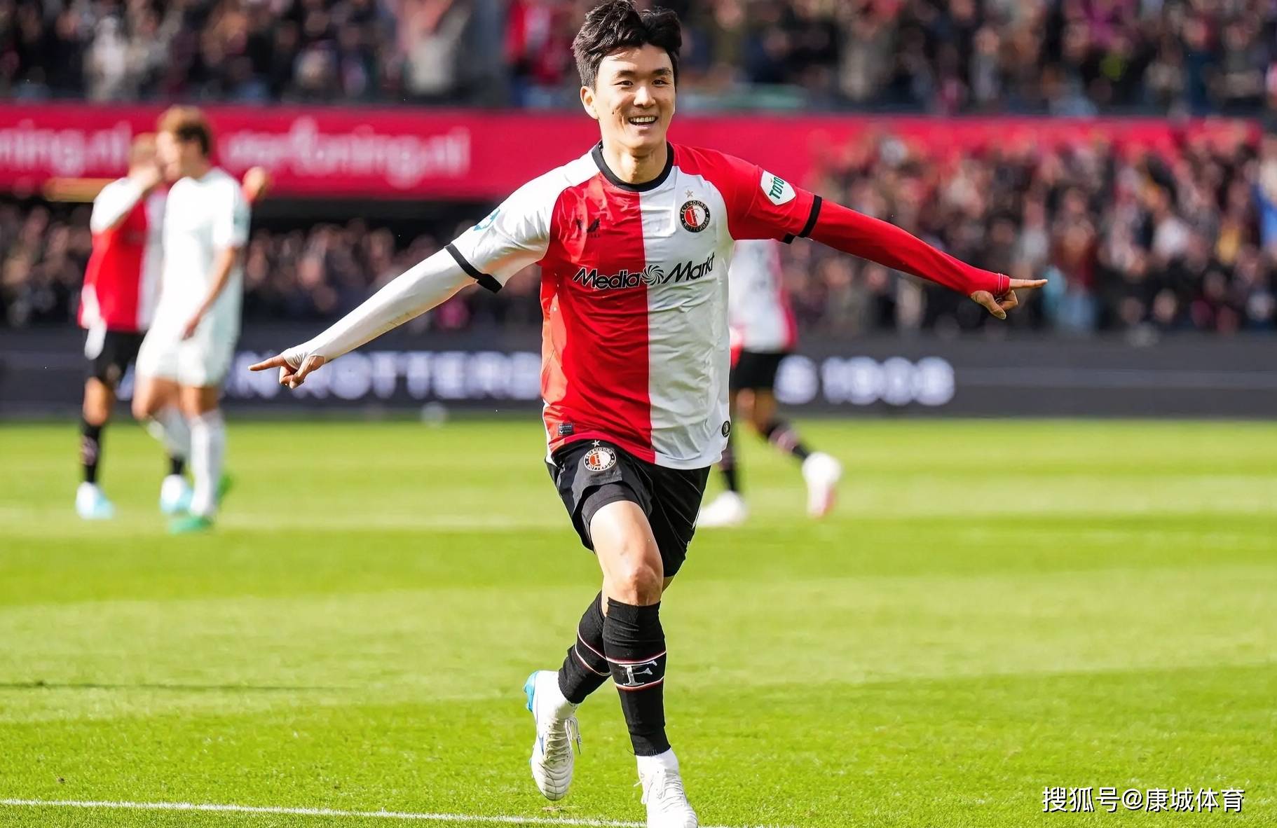 荷兰费耶诺德梯队教练科伦最新消息 荷兰费耶诺德梯队教练科伦最新消息