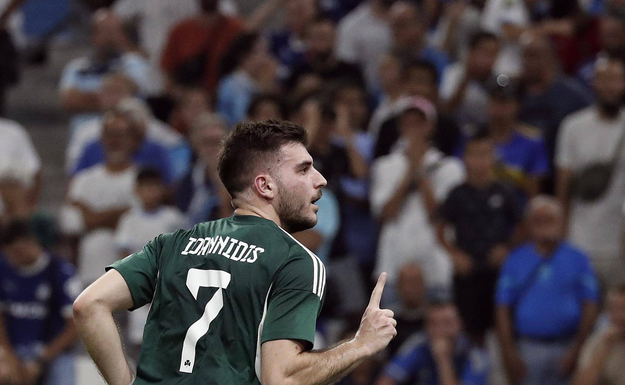 荷兰费耶诺德梯队教练科伦最新消息 荷兰费耶诺德梯队教练科伦最新消息