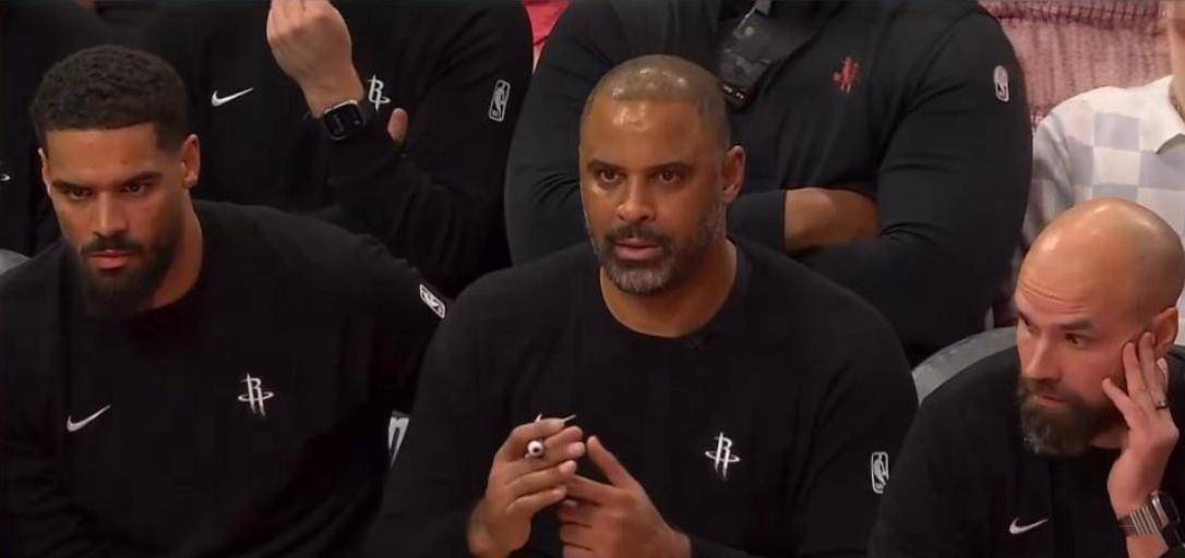 转折点切尔西手感冰凉；NBA总决赛今晨攻防权衡；质疑声仍在；临场指挥获称赞的简单介绍