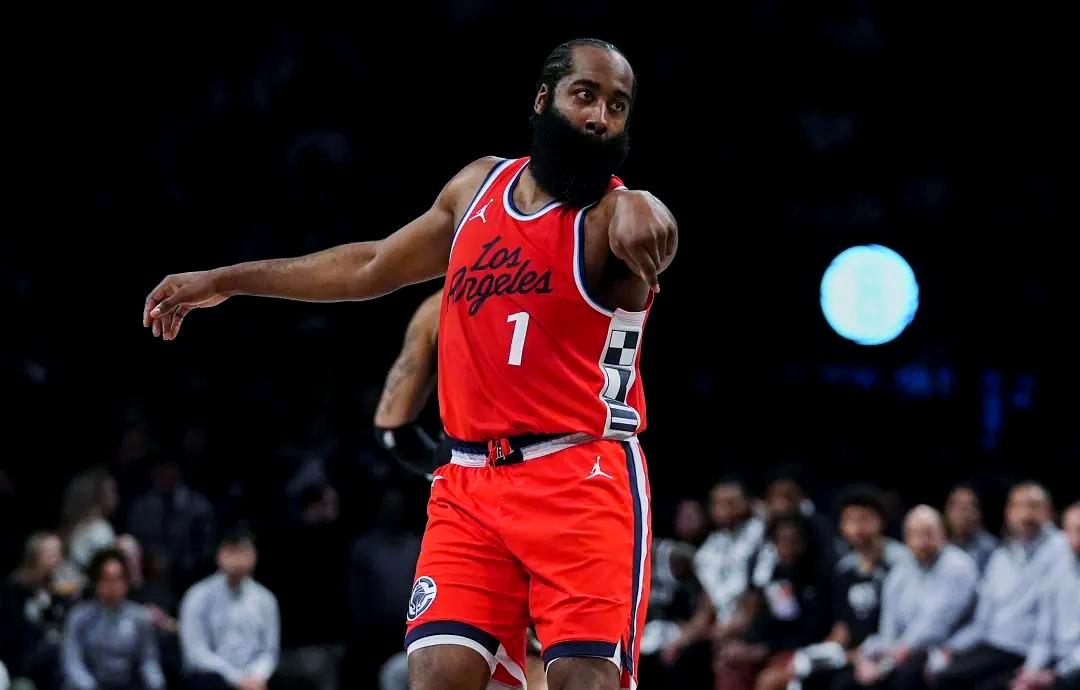 英超冲刺阶段再迎强敌，洛杉矶快船绝杀压哨，主帅态度：目标明确，数据趋势出现新变化的简单介绍